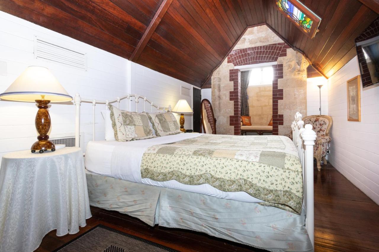 Fremantle Bed & Breakfast Buitenkant foto